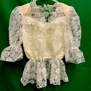 White blouse with Lace shirt with button at the back and elastic waist
